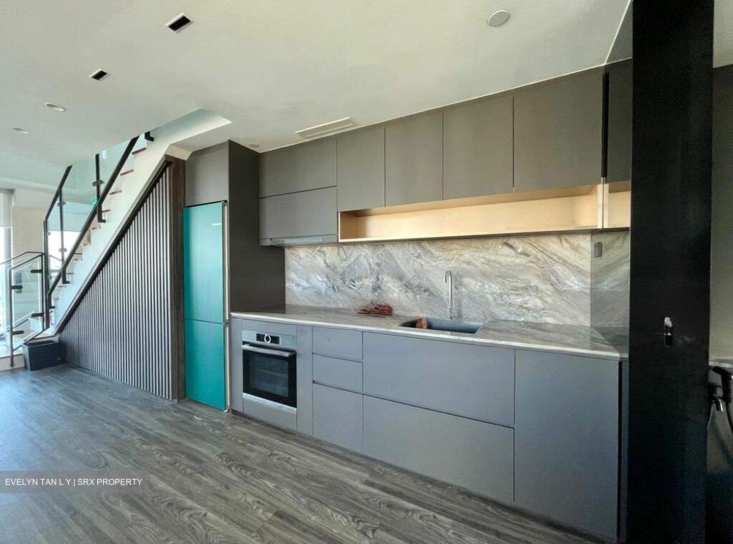 Southbank (D7), Office #616337651